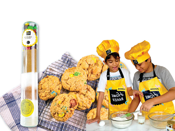 Kids Crunchy Oatmeal Cookies with M&Ms Gift Set